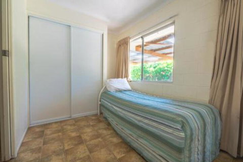 Ngungun Street 10 Dicky Beach - Darwin Holiday 2