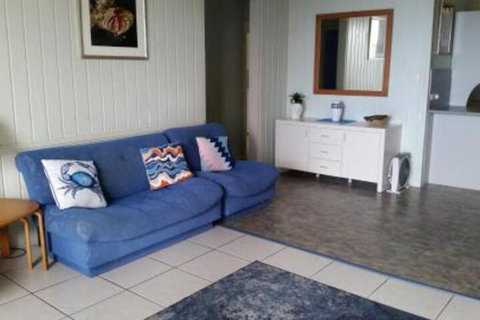 By The Sea Unit 3 13 Esplanade Kings Beach - Darwin Holiday 2