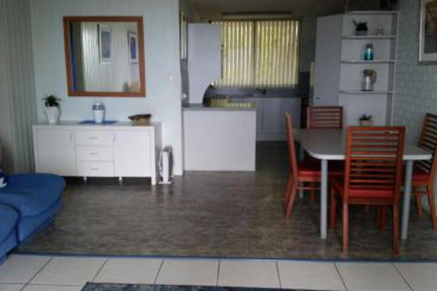 By The Sea Unit 3 13 Esplanade Kings Beach - Darwin Holiday 5