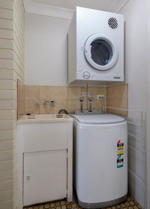 Luanda Unit 7 7a Bulcock Beach Esp Bulcock Beach - Darwin Holiday 4