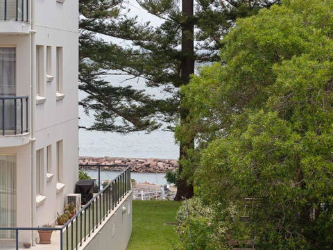 9 Bronte Court 17 Magnus Street Renovated Unit With Filtered Views & Pool - Darwin Holiday 4