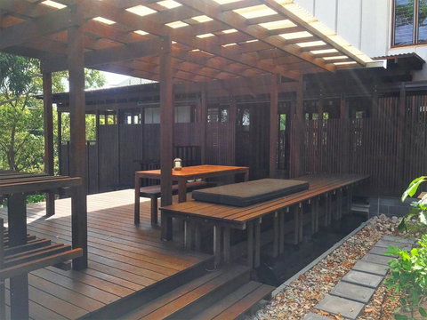 Moonshine Beach Shack - Darwin Holiday 2