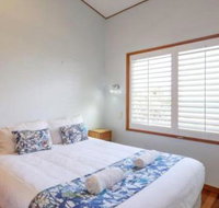 Claytons 9 - Darwin Holiday