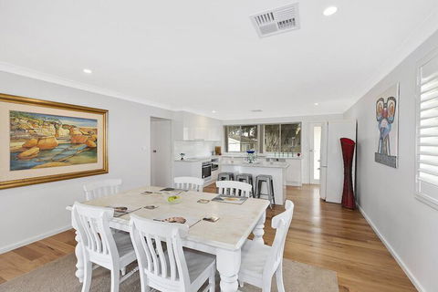 Blue Summer House - Darwin Holiday 5