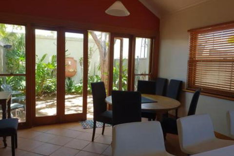 Salty Eyre Glenelg - Darwin Holiday 7