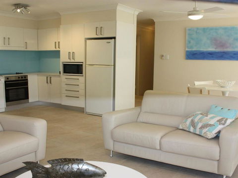 Beachpoint 302 On The Beach! - Darwin Holiday 5