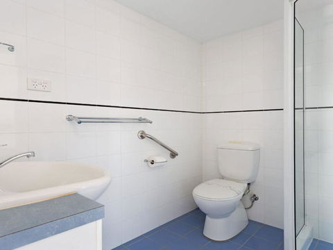 Spinnaker 102 On The Lake! - Darwin Holiday 6