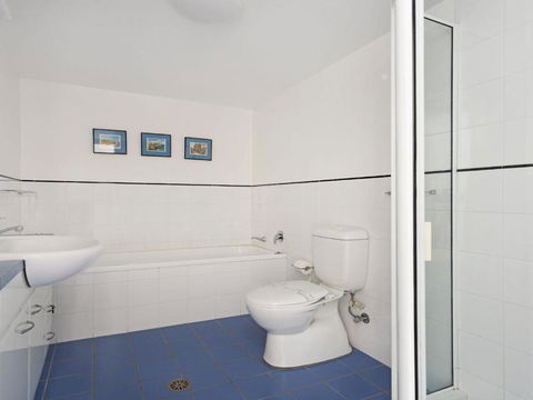 Spinnaker 102 On The Lake! - Darwin Holiday 5