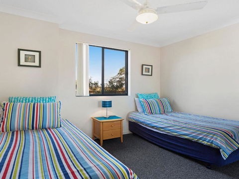 Spinnaker 102 On The Lake! - Darwin Holiday 1