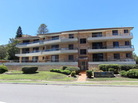 Breakers 8 Main Beach Location! - Darwin Holiday 1