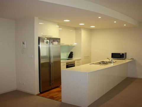 The Reef 103 Lakeside! - Darwin Holiday 2