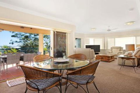 Whitesands 301 Main Beach Location - Darwin Holiday 7