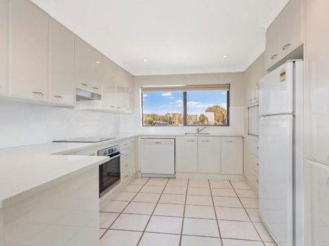 Surfspray 3 Pebbly Beach - Darwin Holiday 6