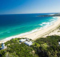 Seal Rocks Lighthouse Cottages - Darwin Holiday