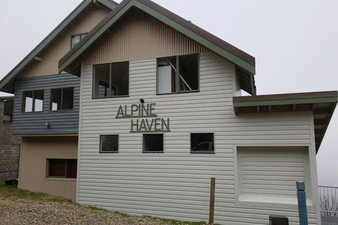 Alpine Haven 4 - Darwin Holiday 7