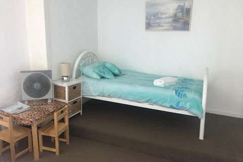 Absolute Oceanfront Cottage - Darwin Holiday 5