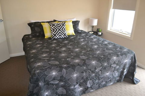 Waterview - 2 Doc Crt - Darwin Holiday 2