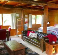 Millthorpe Truffles Gorgeous getaway for 2 - Darwin Holiday