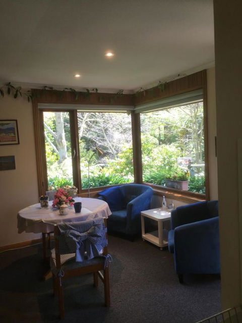 Adelaide Hills B & B Accommodation - Darwin Holiday 1