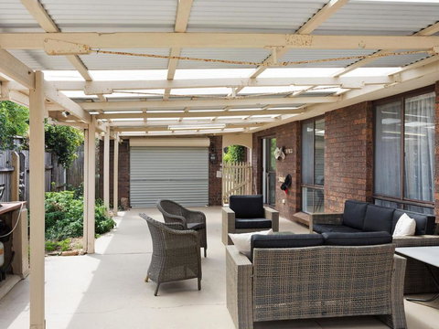 37 Mort Avenue - Darwin Holiday 5