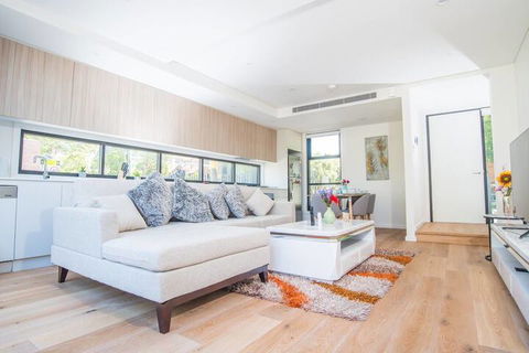 Townhouse Near The City Perfect Family Retreat - Darwin Holiday 4