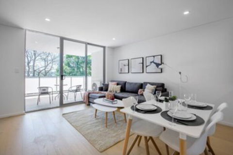 Executive Luxury Apt With Parking Next To Station - Darwin Holiday 0