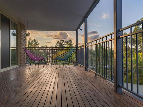 Magnificent Lakeview House Long Jetty - Darwin Holiday 7