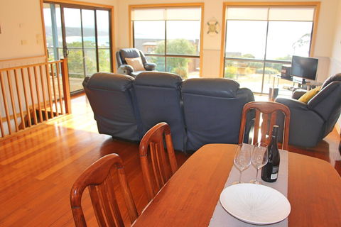 Lazy Wave Beach House - Darwin Holiday 6