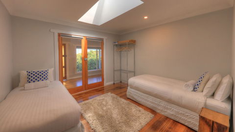 Castaway Cottage - Essentially Tas - Darwin Holiday 3