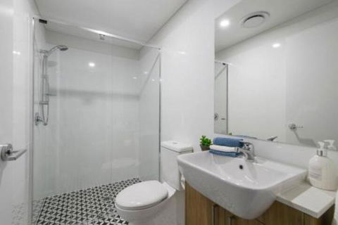 G149 Apt 2 - Darwin Holiday 4