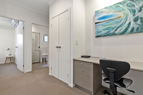 Lotus Retreat - Darwin Holiday 3