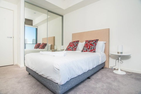 Wentworth Point Brand New - Darwin Holiday 7