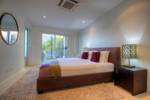 Osprey Sapphire Beach NSW - Darwin Holiday 1