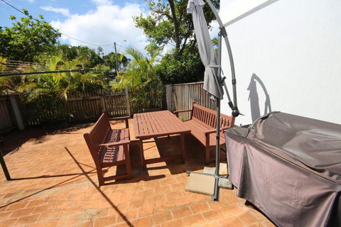 Paradise Waters No. 13 - Darwin Holiday 5