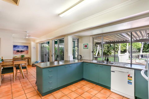 Clouds End - Darwin Holiday 3