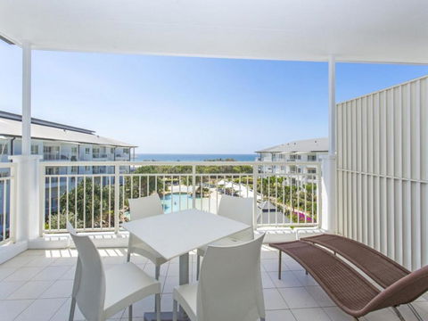 Corporate Boardies At Gunnamatta Ave - Darwin Holiday 2