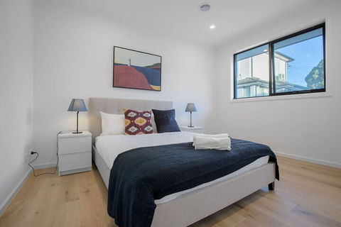 Trendy Sweet Home In Blackburn South - Darwin Holiday 4
