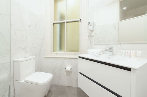 Stunning Sydney Home 1 - Darwin Holiday 6