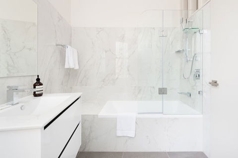 Stunning Sydney Home 9 - Darwin Holiday 6