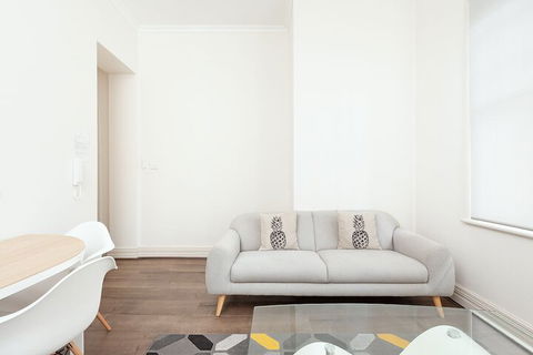 Stunning Sydney Home 7 - Darwin Holiday 3
