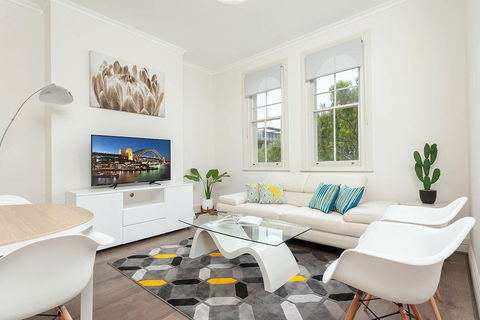 Stunning Sydney Home 4 - Darwin Holiday 5