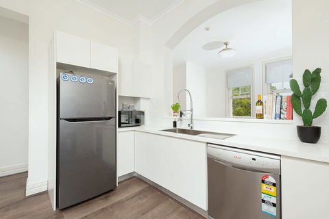 Stunning Sydney Home 8 - Darwin Holiday 2