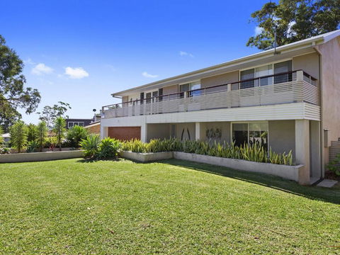 HILLTOP HAVEN In MOLLYMOOK - Darwin Holiday 5