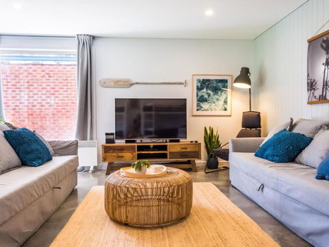 Pandanas Apartments 17A Mollymook Beach - Darwin Holiday 3