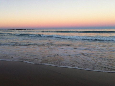 Wonky Pine Beach House NARRWALLEE 4 Bedroom - Darwin Holiday 5