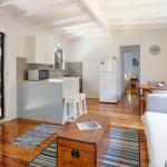 Enjoy The Soothing Sea Breeze - Darwin Holiday 0