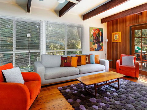 Pet Friendly Bennetts Beach Cottage - Darwin Holiday 1