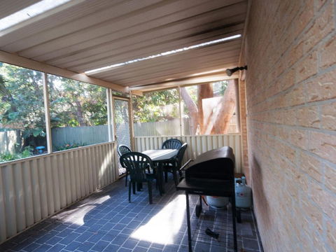 Four Bedroom Quality Townhouse - Darwin Holiday 6