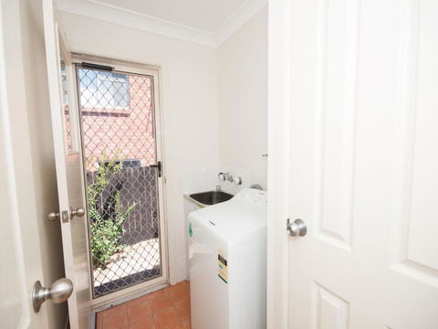 Coastal Cottage - Darwin Holiday 6