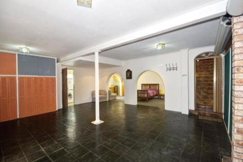 Lazy Daze - Darwin Holiday 4